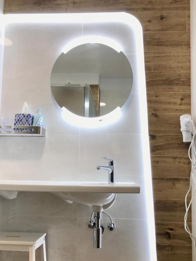 Apartman Dagmar Besenova Bagian luar foto