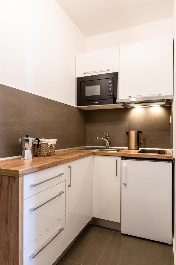 Apartman Dagmar Besenova Bagian luar foto